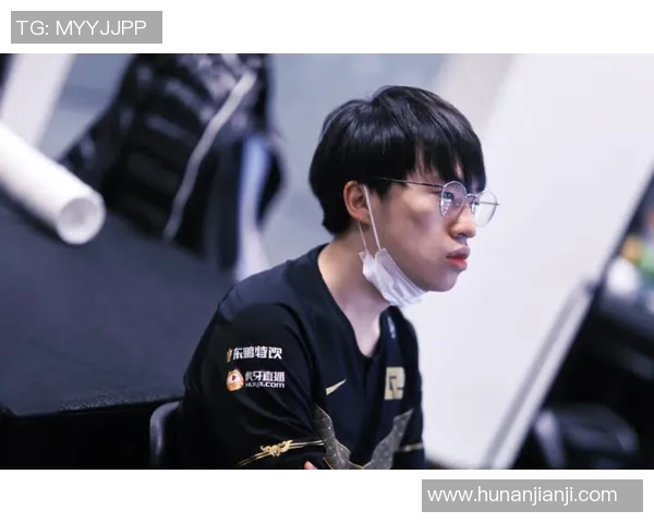 赛后分析：RNG与WE对抗赛中的战术意识与团队配合探讨